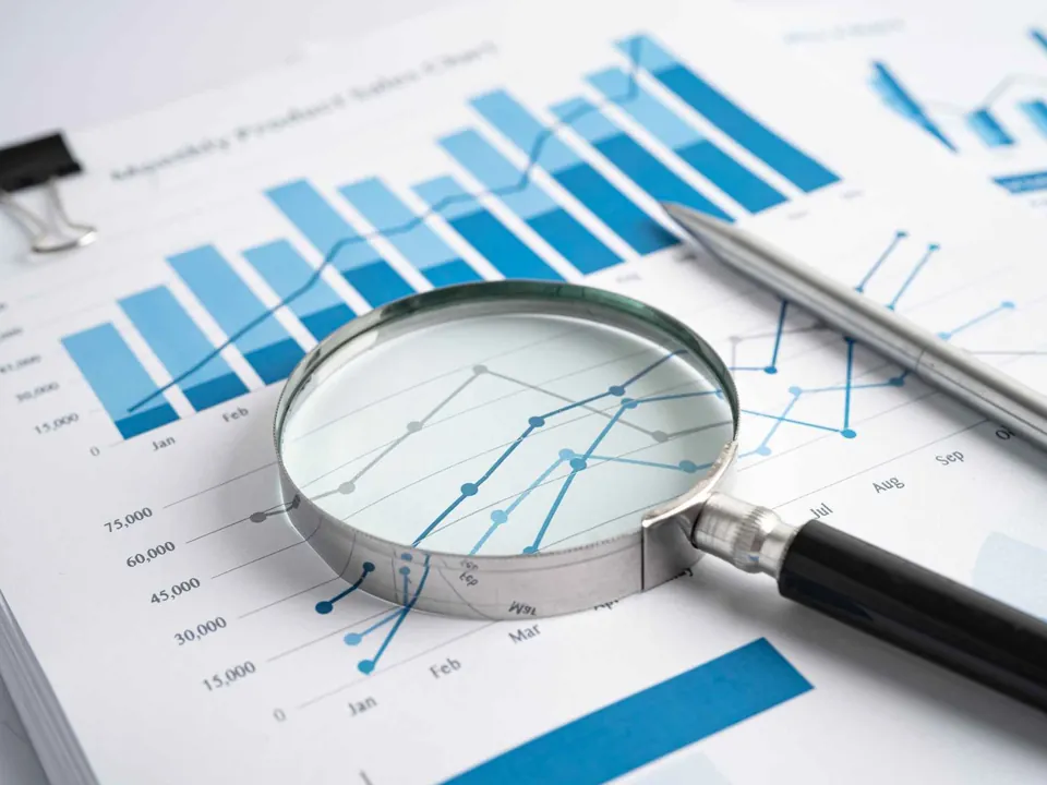 SEO performansı ve arama görünürlüğü analizi