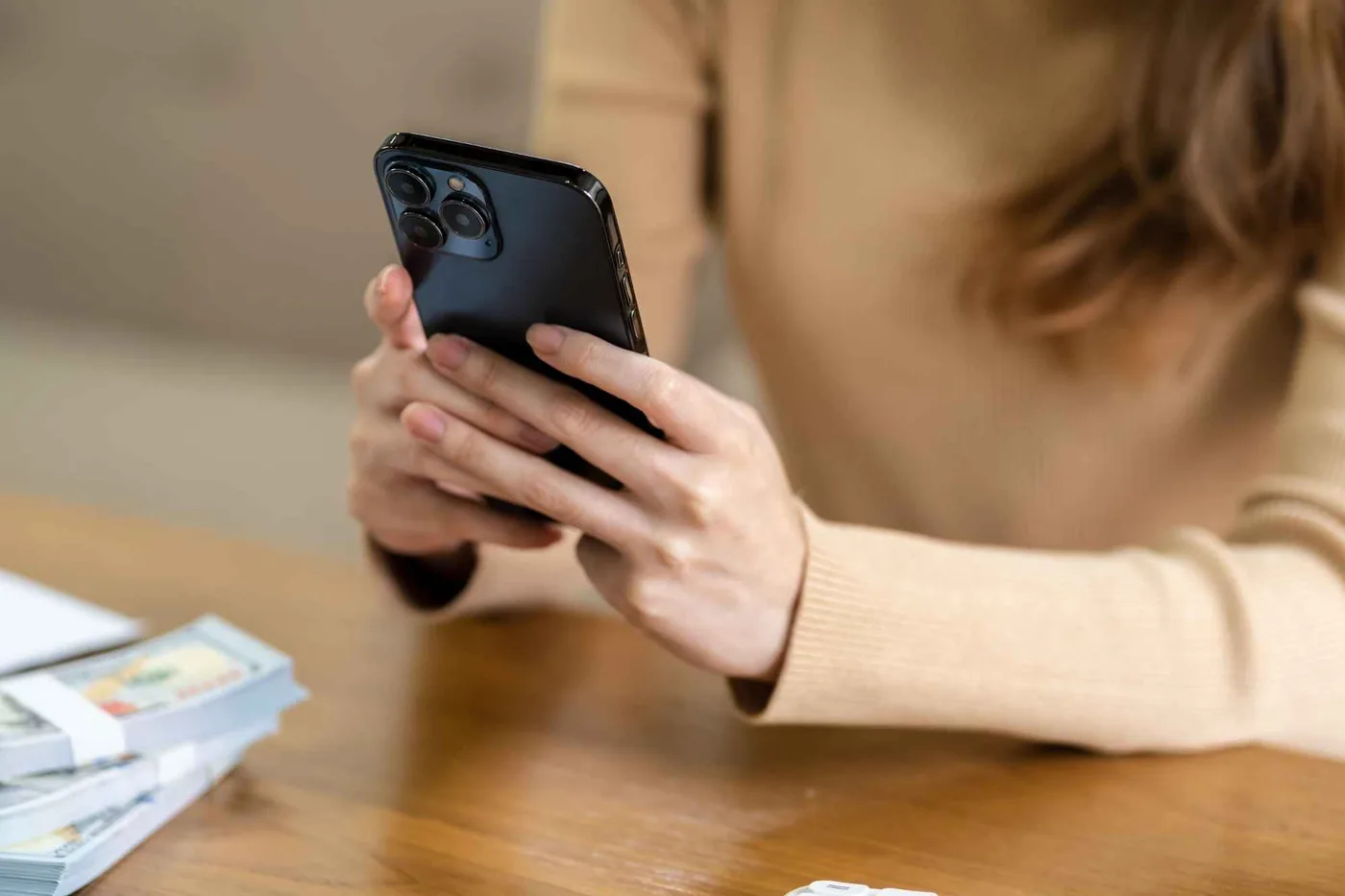 Instagram reklam bütçesi ve kreatif performansını inceleyen ekip