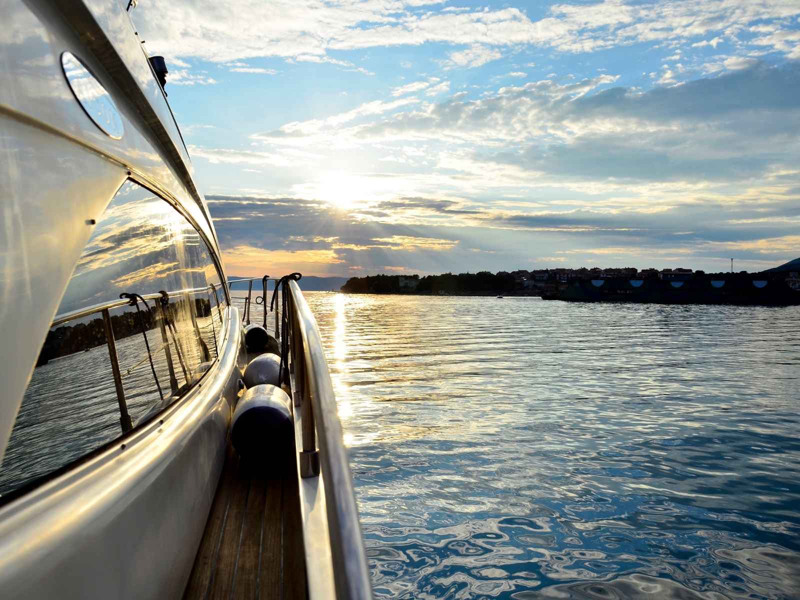 Arzen Yacht için hazırlanan yatçılık ve denizcilik web projesi