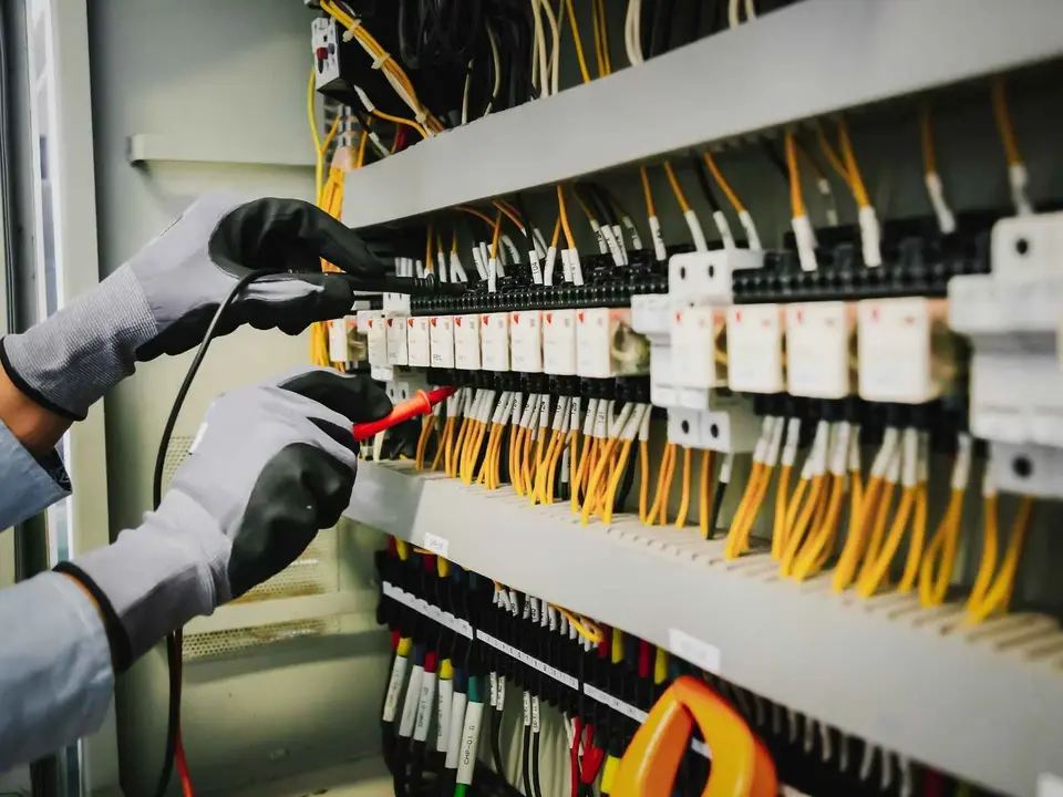 Han Elektrik Proje için hazırlanan elektrik ve proje hizmetleri web projesi