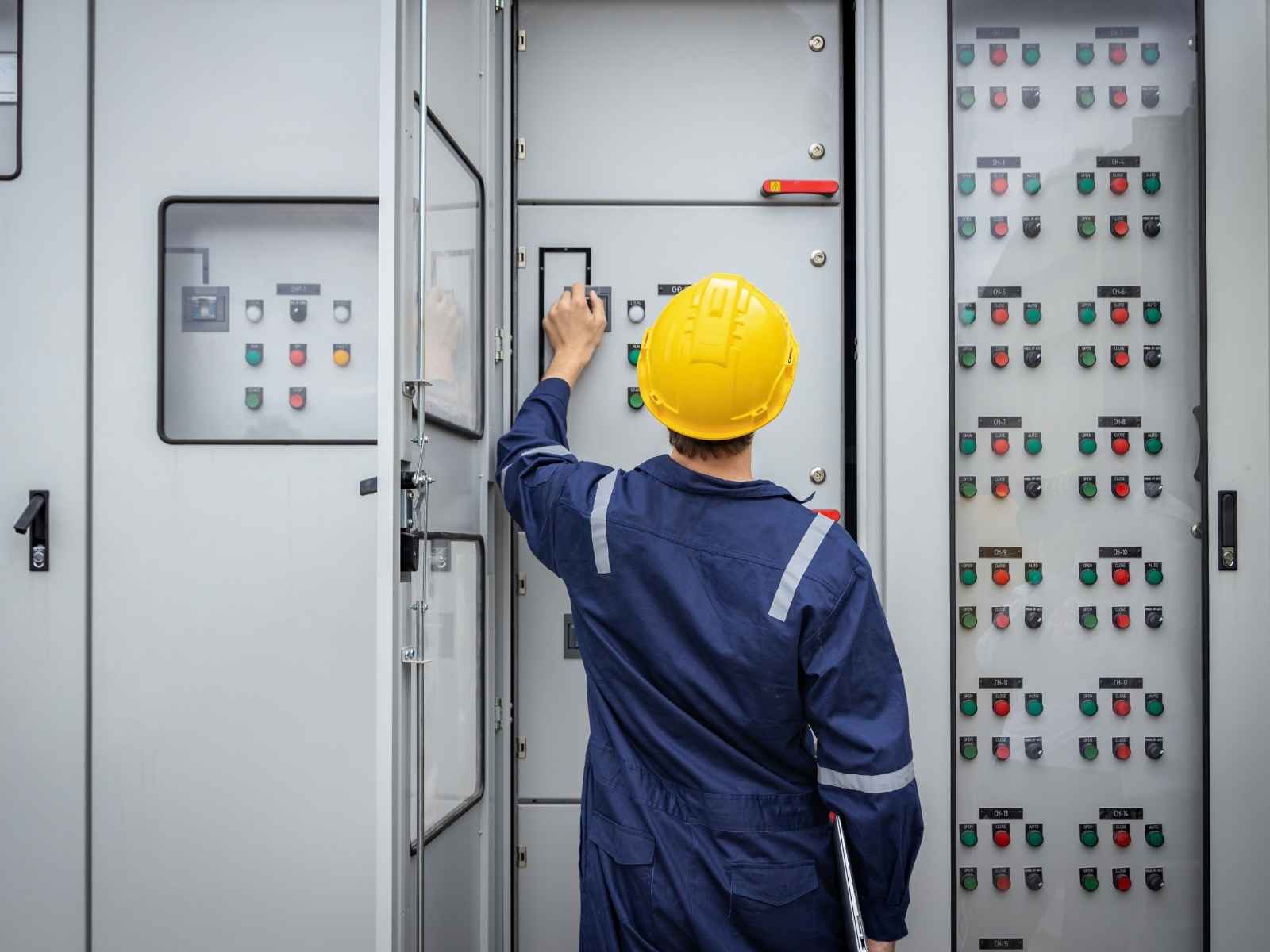 Nevcanoğlu Elektrik Servisi için hazırlanan elektrik teknik servisi web projesi